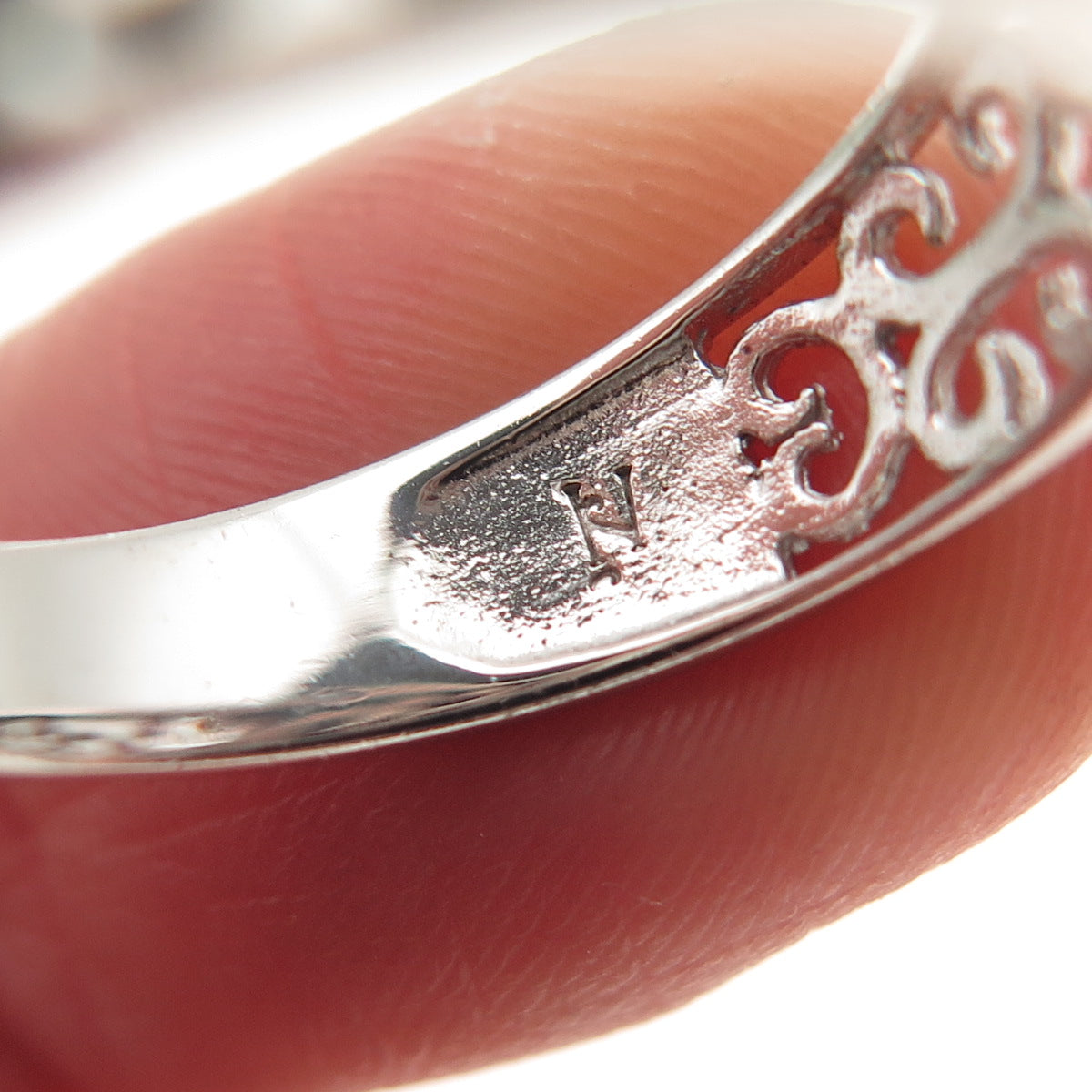 925 Sterling Silver Ornate Heart & Butterfly Band Ring Size 7