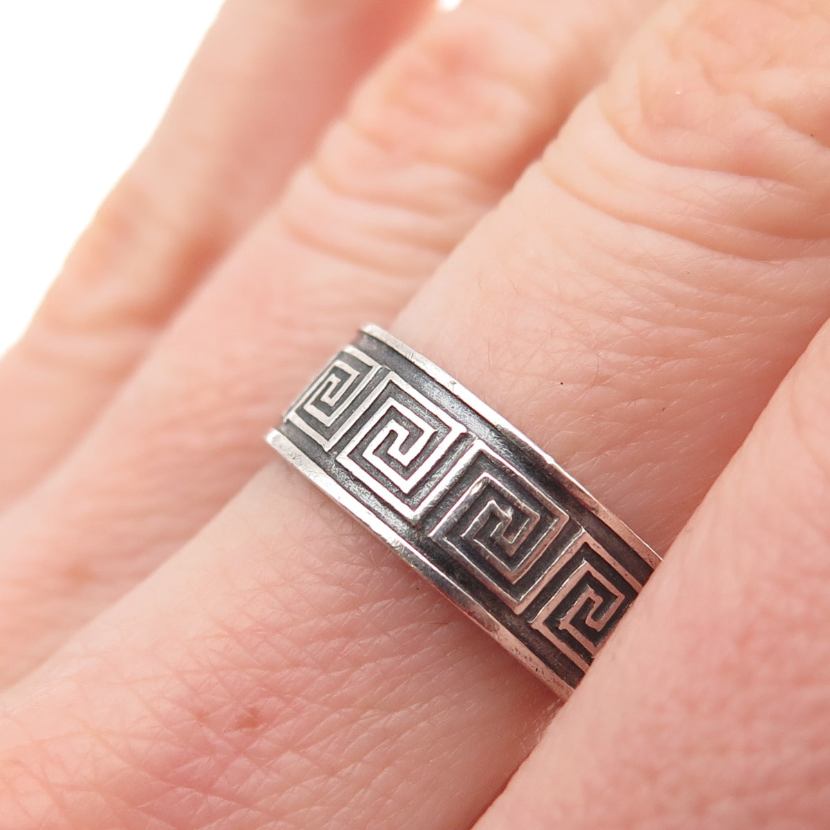 925 Sterling Silver Vintage Greek Maze Oxidized Band Ring Size 6.5