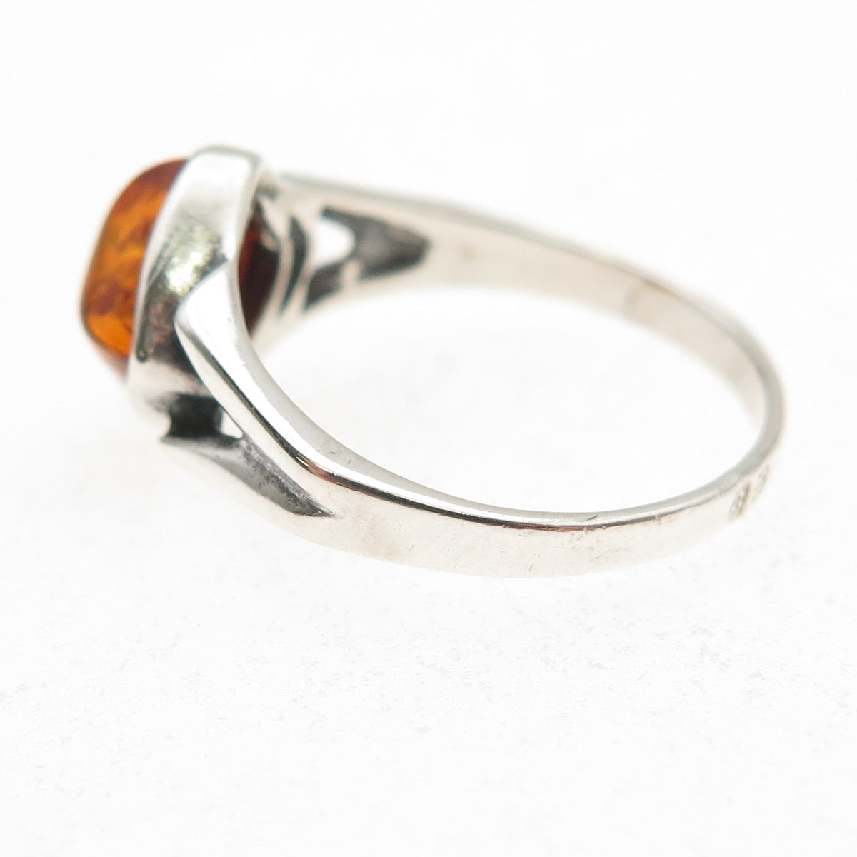 925 Sterling Silver Vintage KW Poland Real Amber Modernist Ring Size 7.75