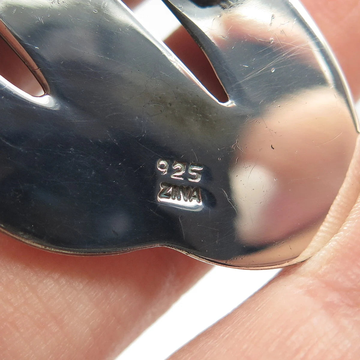925 Sterling Silver Vintage Zina Ribbed Pin Brooch