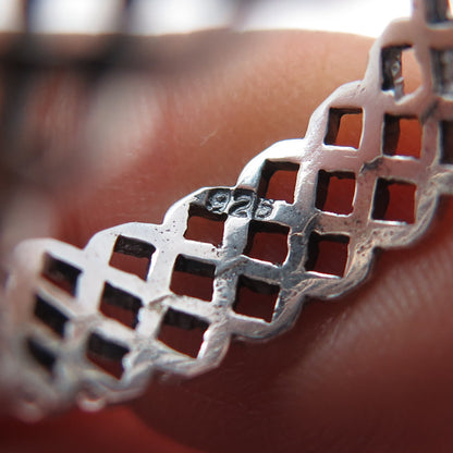 925 Sterling Silver Vintage Celtic Knot Band Ring Size 5