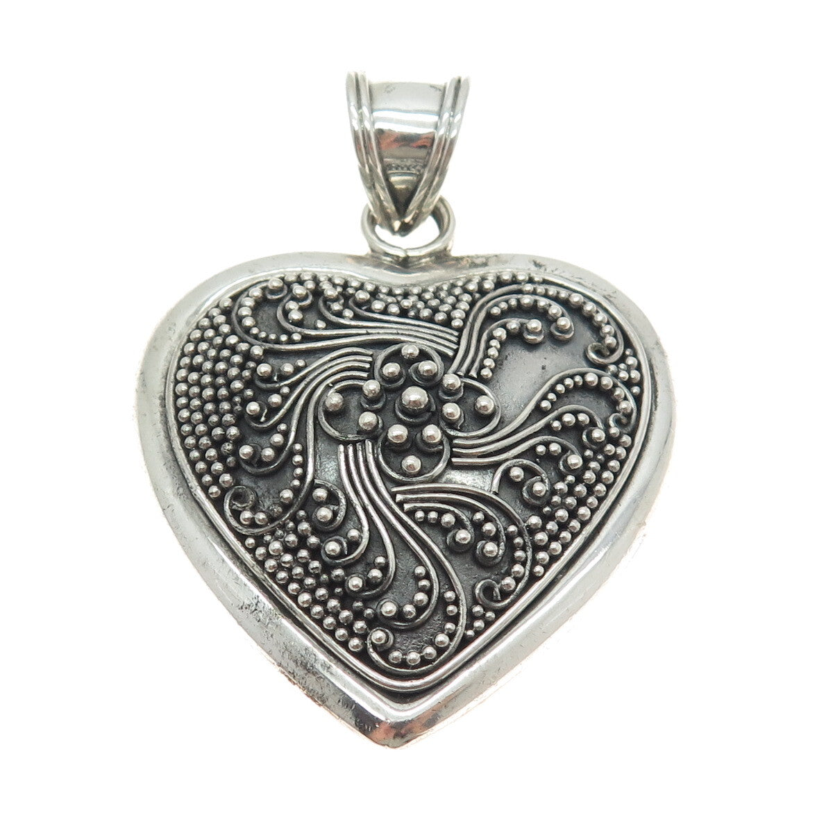 SUARTI BALI 925 Sterling Silver Vintage Granulated Heart Pendant