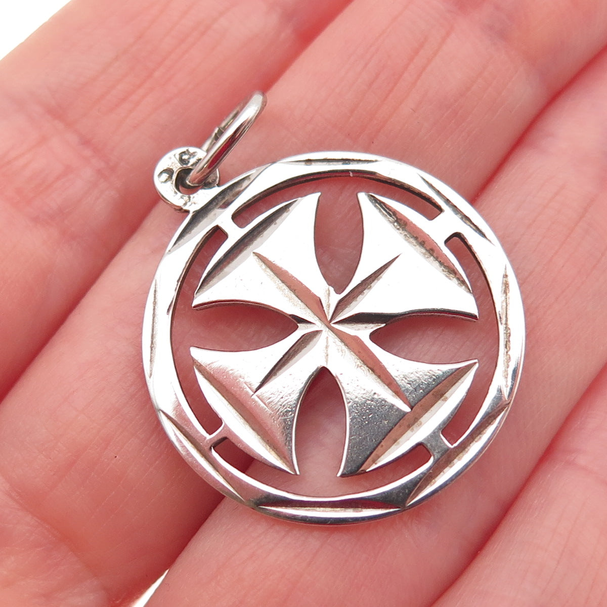 925 Sterling Silver Vintage Cross Round Charm Pendant