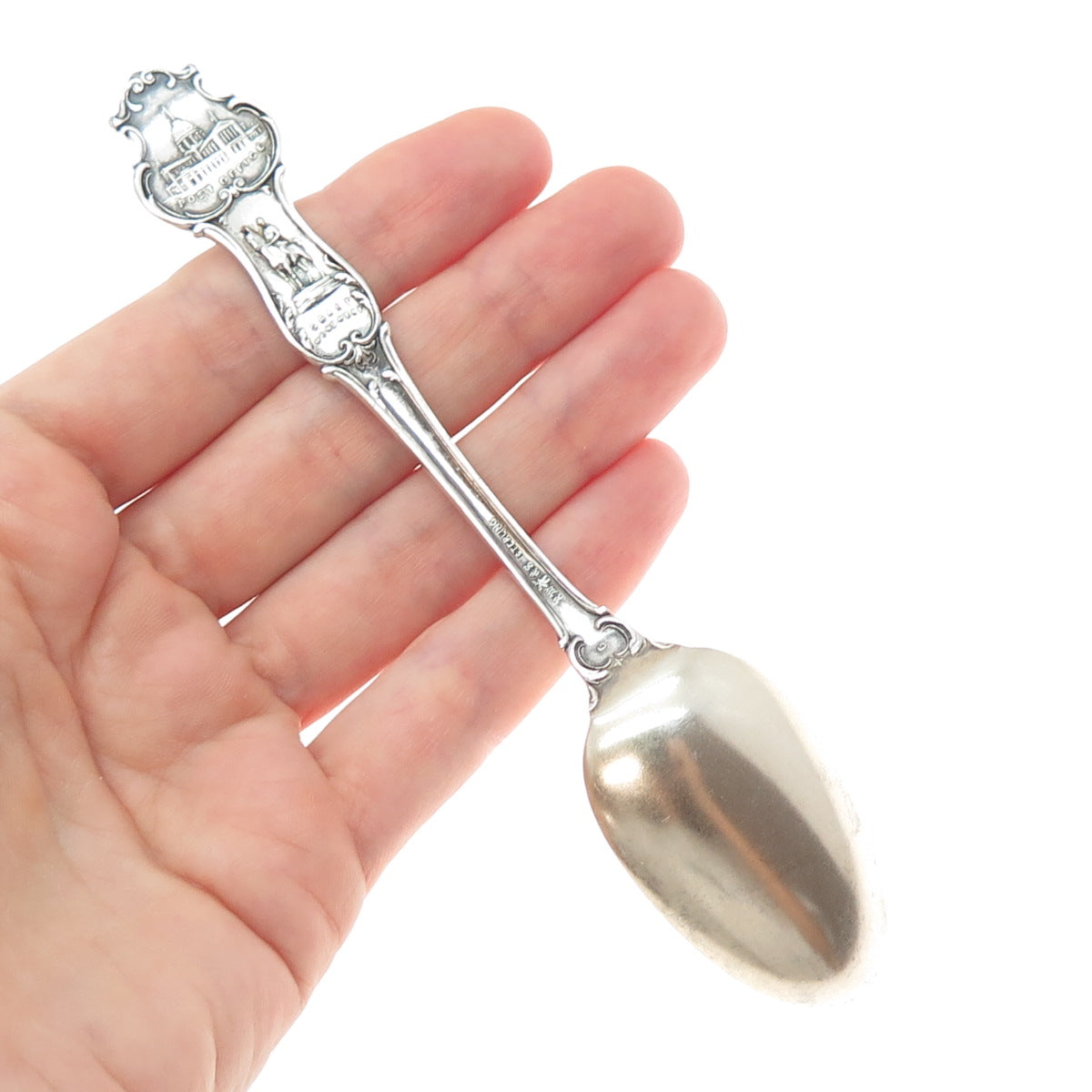 WALLACE Sterling Silver Antique Art Deco Chicago States & Cities Coffee Spoon