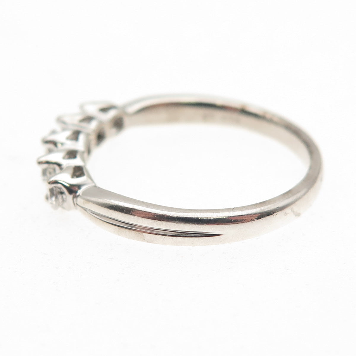 925 Sterling Silver Round-Cut C Z Anniversary Band Ring Size 7