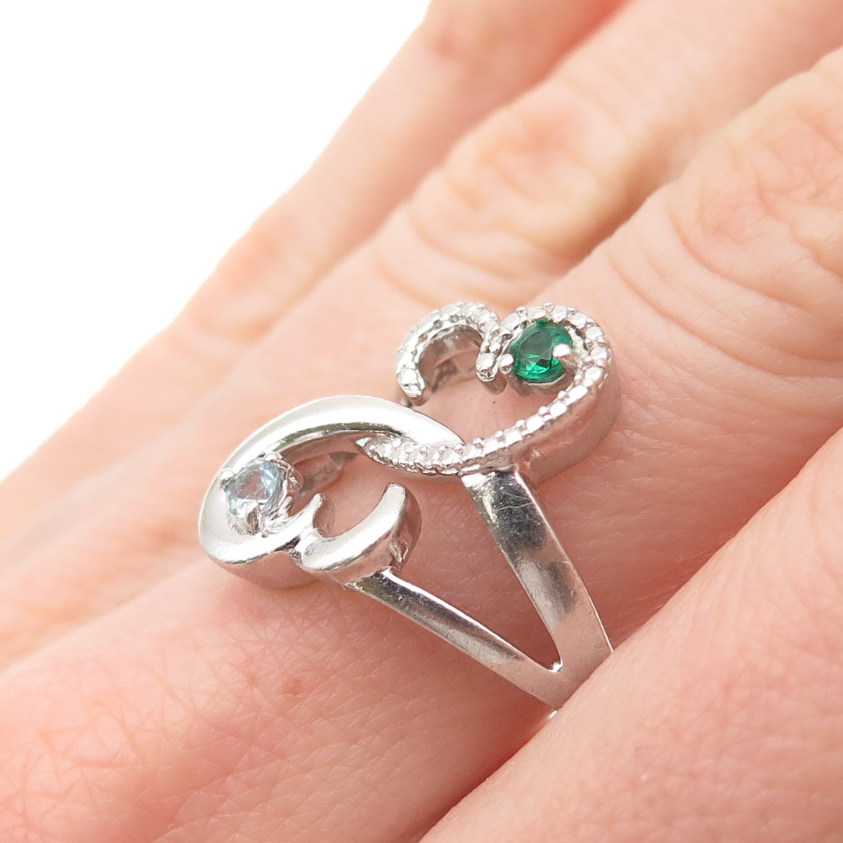 925 Sterling Silver Round-Cut Blue & Green C Z Interlocked Heart Ring Size 7.5