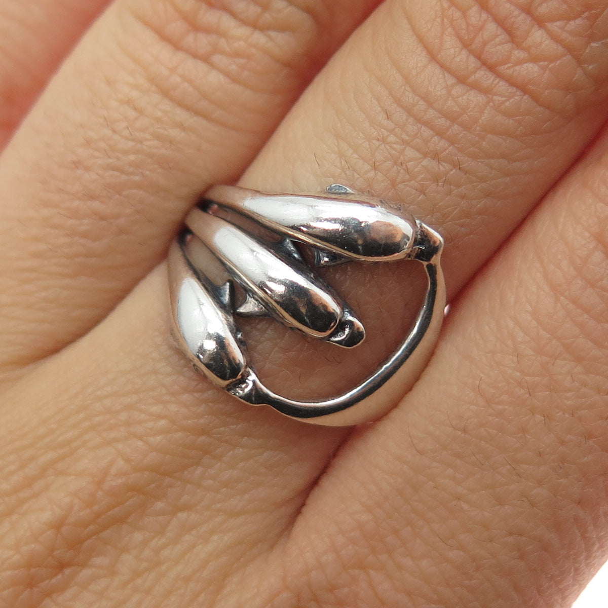 925 Sterling Silver Vintage Three Dolphins Oxidized Ring Size 8.75