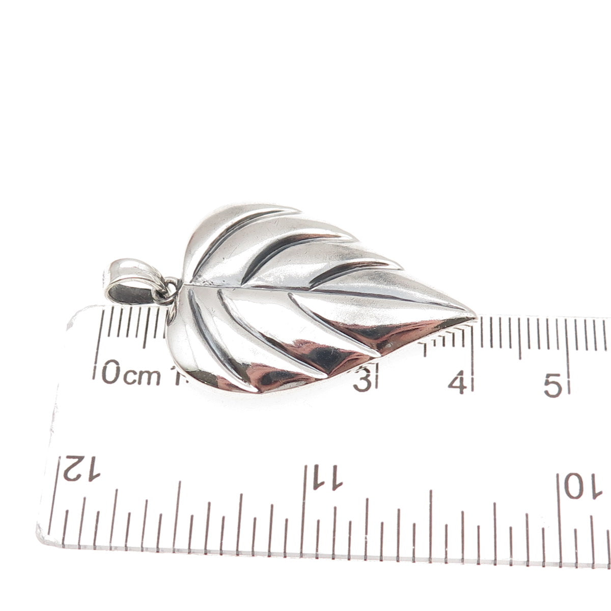 925 Sterling Silver Vintage Floral Leaf Oxidized Charm Pendant