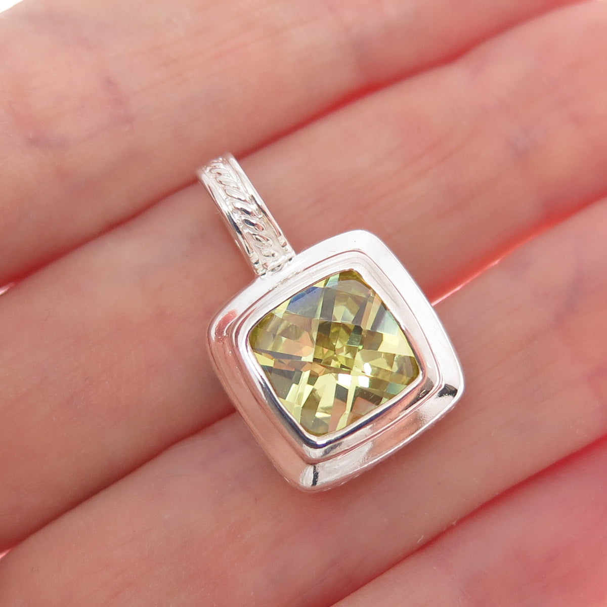 925 Sterling Silver Vintage Real Lime Quartz Minimalist Charm Pendant