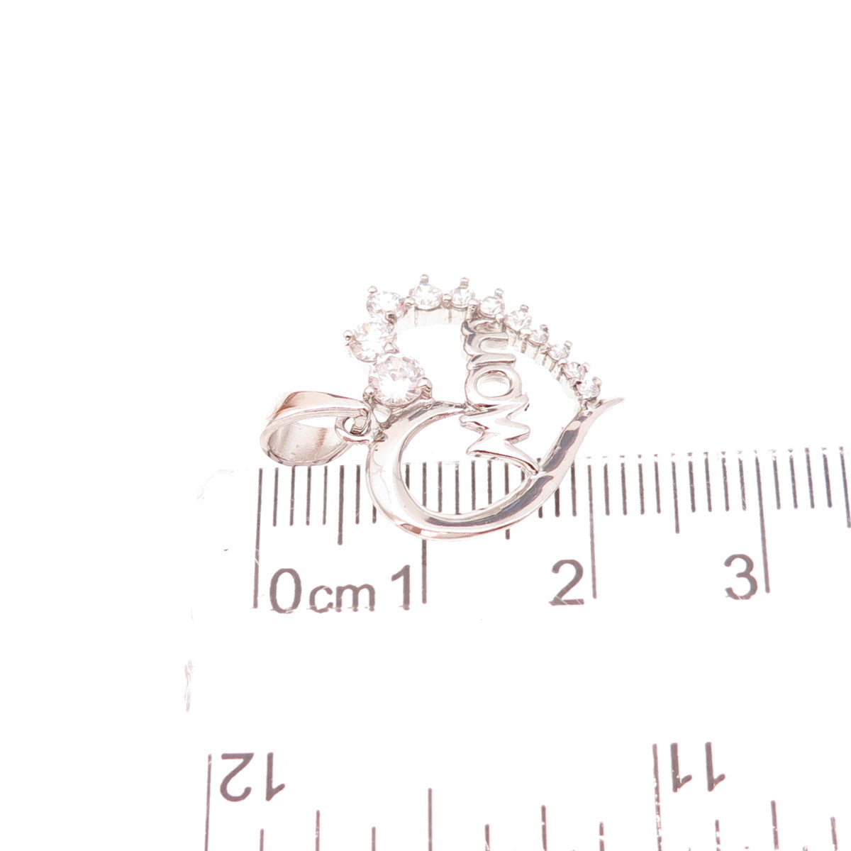 Han 925 Sterling Silver Round-Cut C Z Mom Heart Charm Pendant
