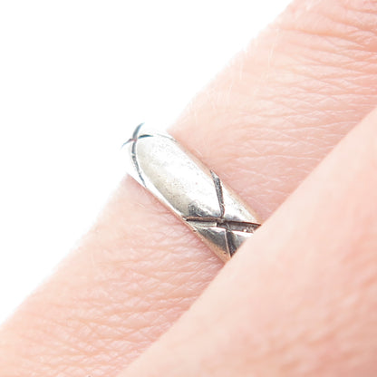 925 Sterling Silver Vintage X Shape Oxidized Band Ring Size 10