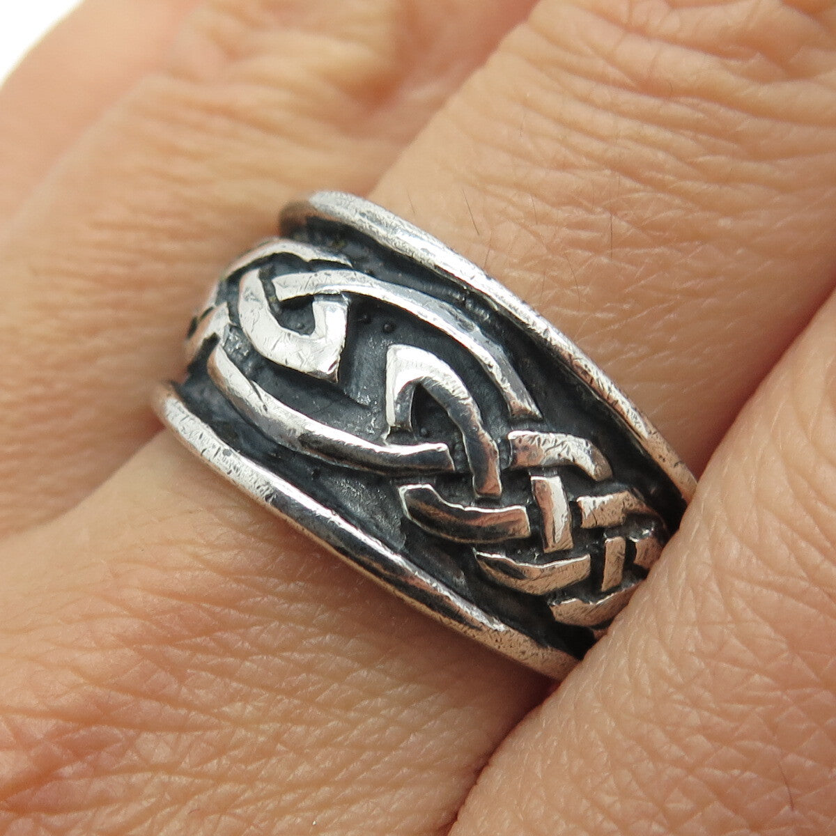 925 Sterling Silver Vintage Celtic Knot Oxidized Ring Size 10