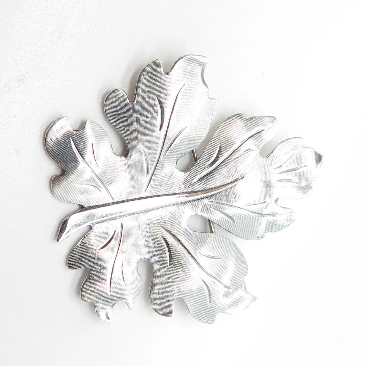 BEAU 925 Sterling Silver Vintage Handmade Textured Leaf Pin Brooch