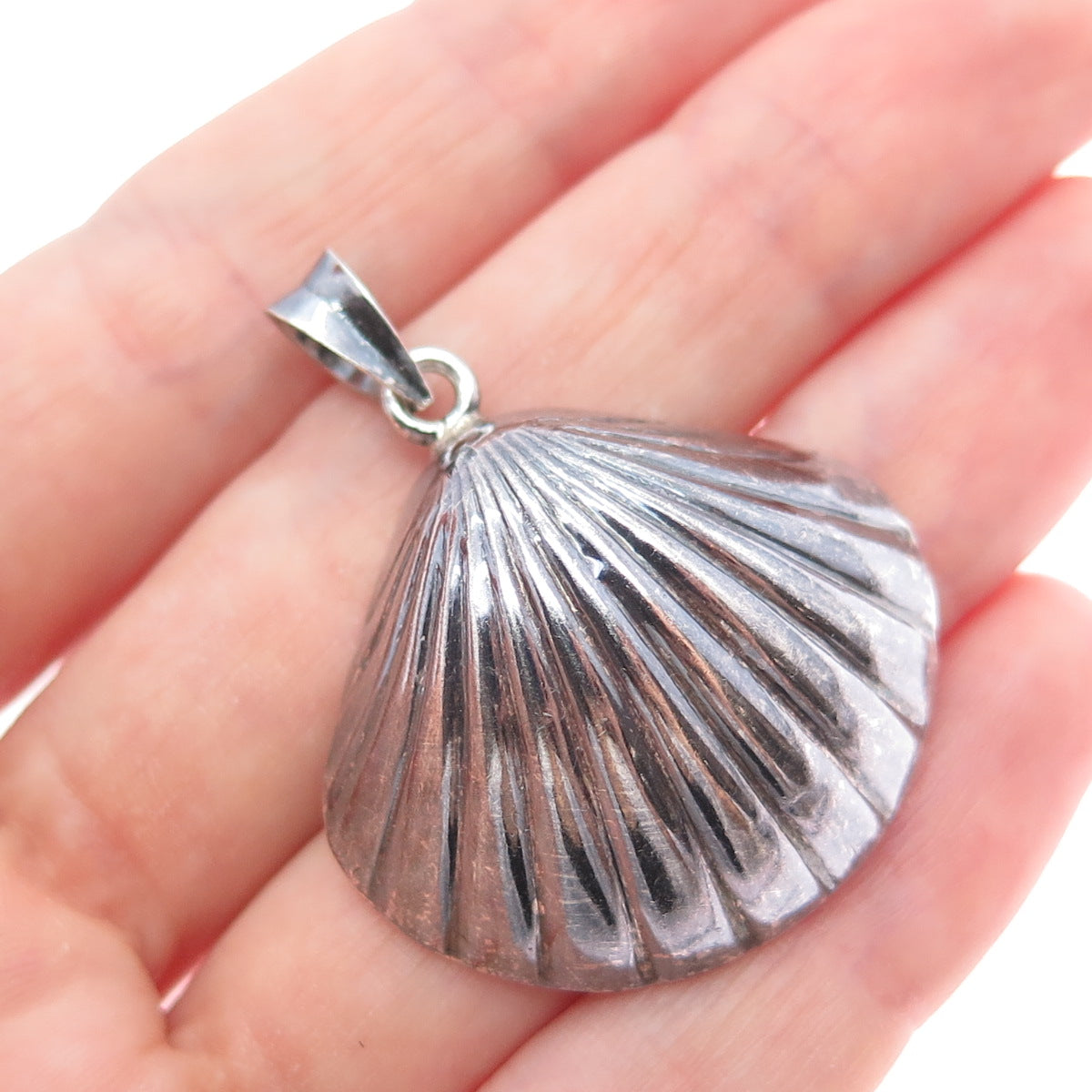 925 Sterling Silver Vintage Seashell Oxidized Charm Pendant