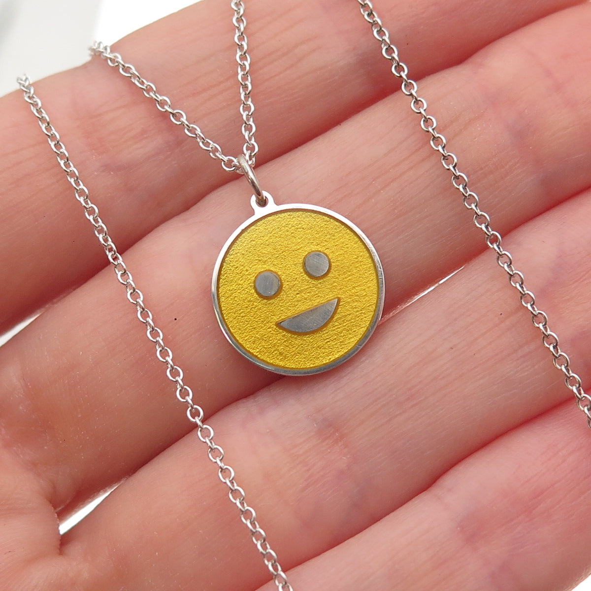 925 Sterling Silver Yellow Enamel Smiling Face Emoji Cable Chain Necklace 18"