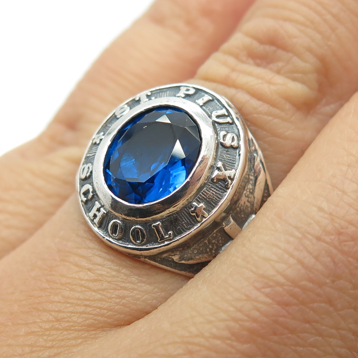 925 Sterling Vintage 1972 Lab-Created Sapphire "St. Pius X" School Ring Size 7