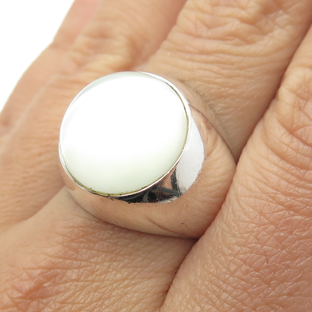 UTC 925 Sterling Silver Vintage Italy Real Mother-of-Pearl Ring Size 10