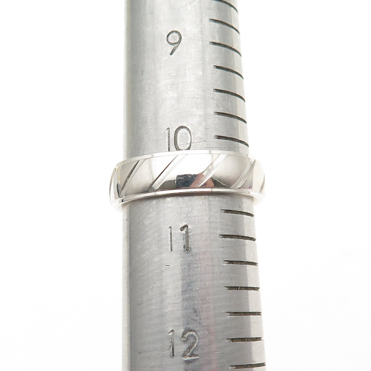 925 Sterling Silver Lined Band Ring Size 10.5