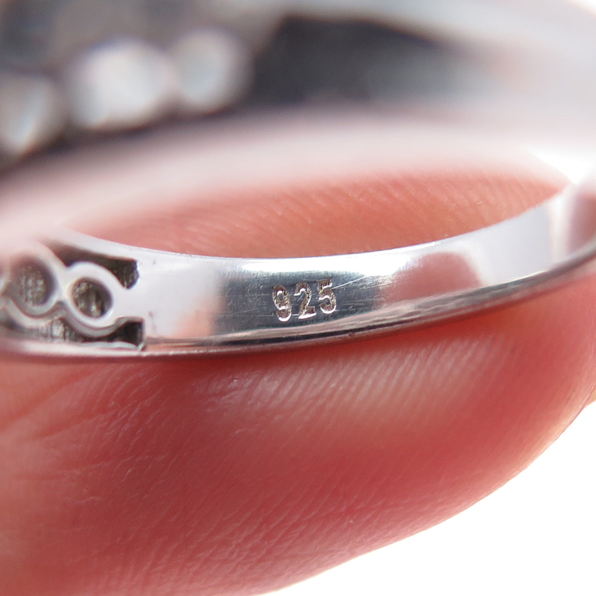 925 Sterling Silver Round-Cut C Z Engagement Ring Size 6