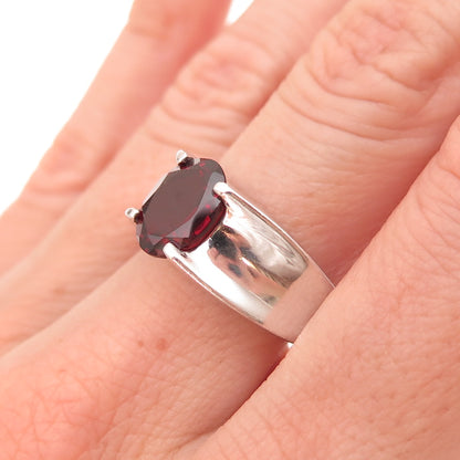 925 Sterling Silver Vintage Real Oval-Cut Red Garnet Modernist Ring Size 9