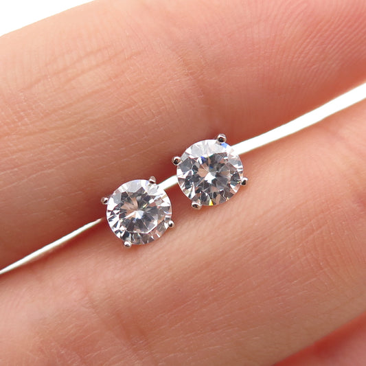 925 Sterling Silver Round-Cut C Z Stud Earrings