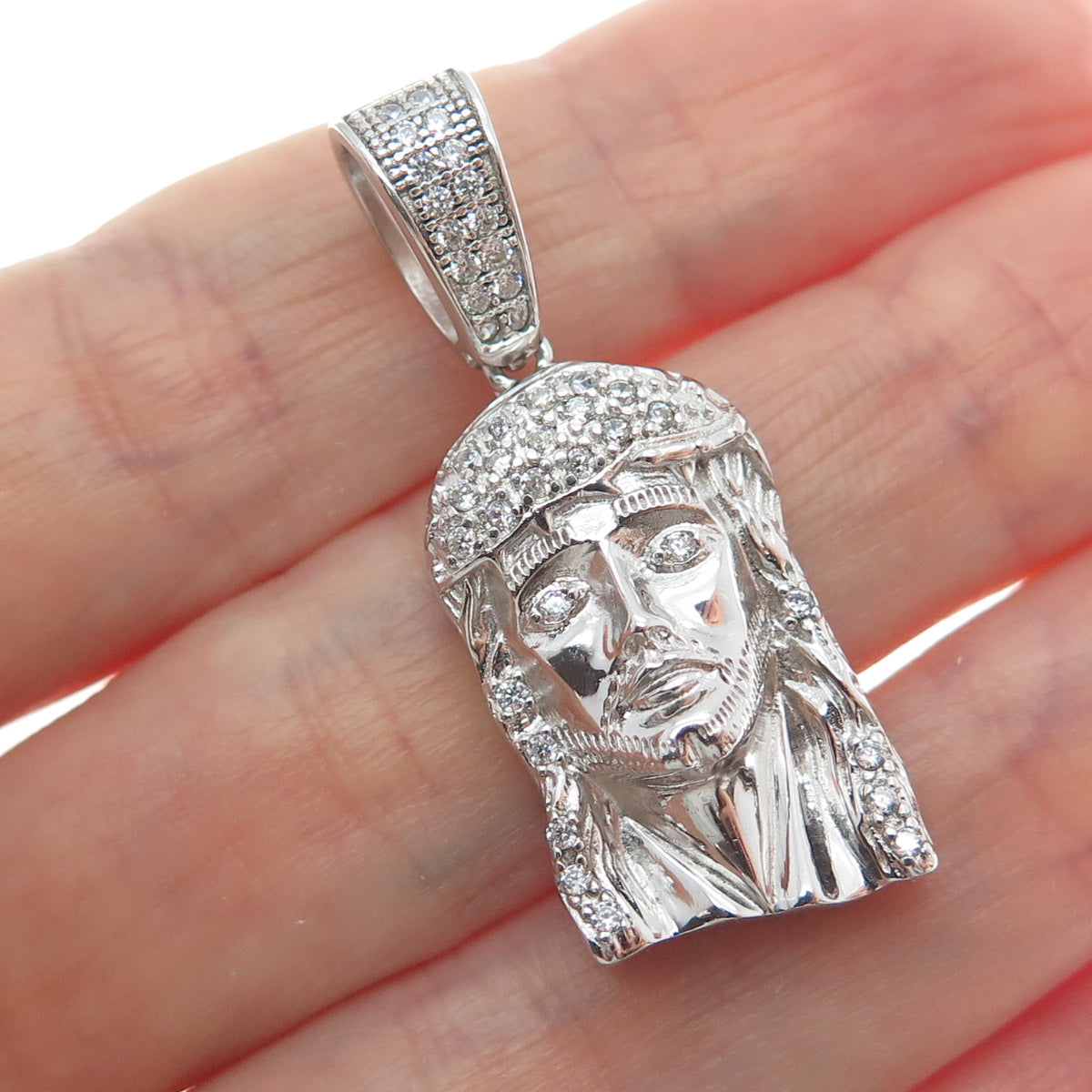 925 Sterling Silver Round-Cut Shaped C Z Jesus Religious Sparkle Pendant