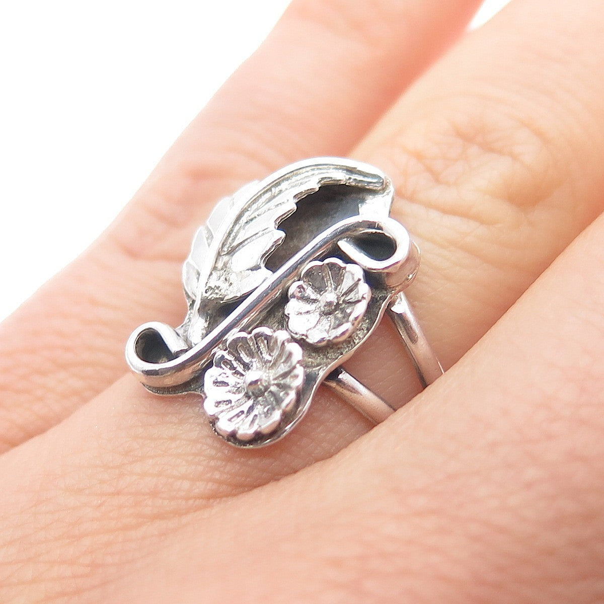 Old Pawn Sterling Silver Vintage MAH Artisan Feather & Flower Tribal Ring Size 6