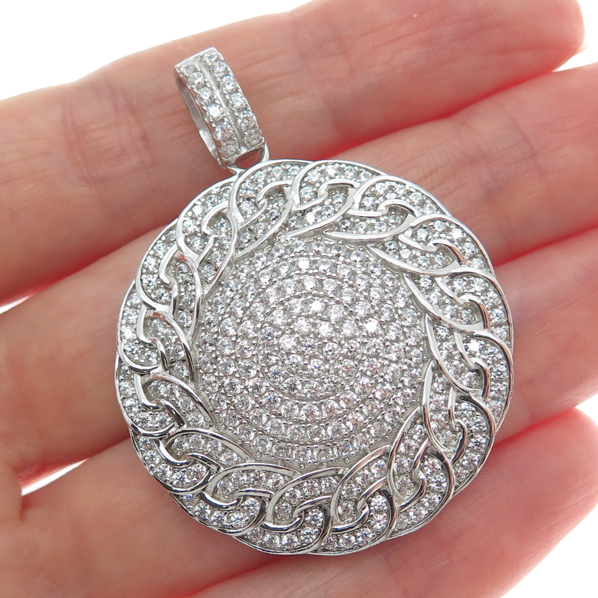 DESIGNS BY YAGI 925 Sterling Silver Round-Cut C Z Sparkle Curb Link Pendant