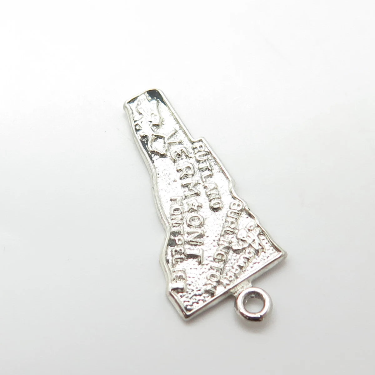 925 Sterling Silver Vintage "Vermont" State Map Charm Pendant