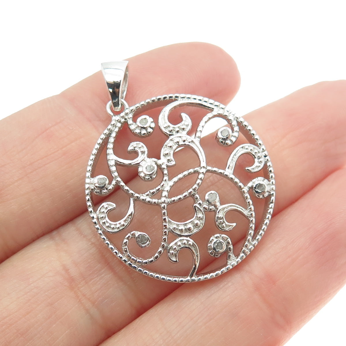 925 Sterling Silver Real Round-Cut Diamond Ornate Round Pendant