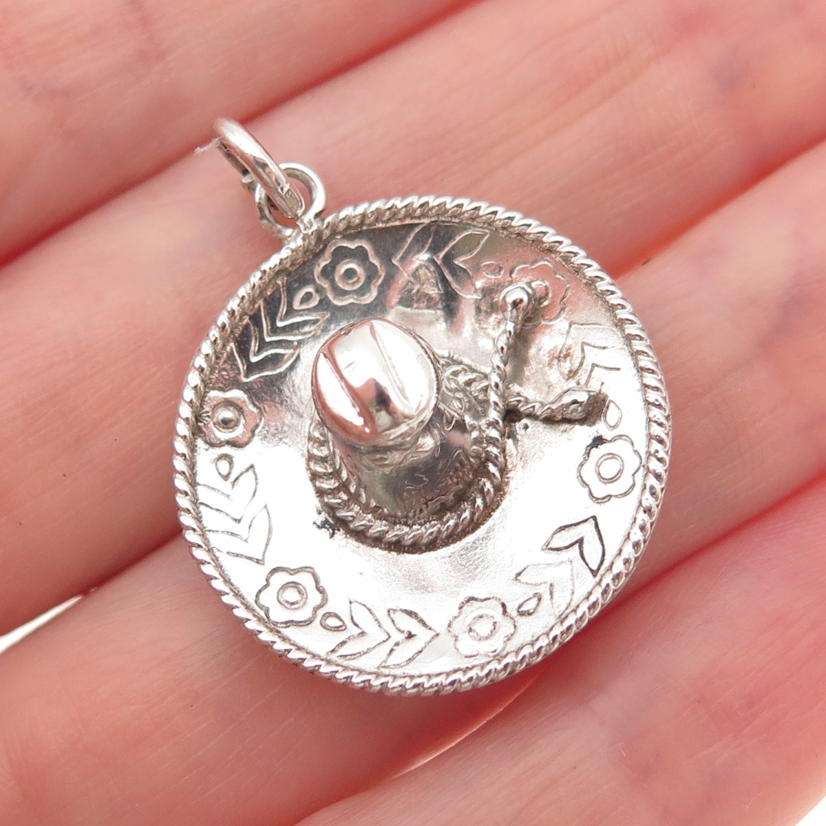 925 Sterling Silver Vintage Mexico Sombrero Hat Oxidized 3D Charm Pendant