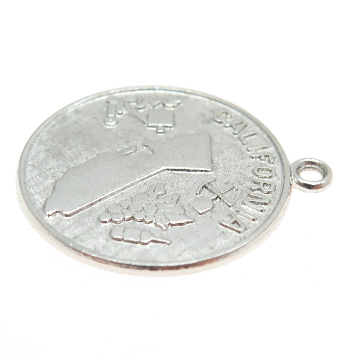 WELLS 925 Sterling Silver Vintage California State Map Round Charm Pendant