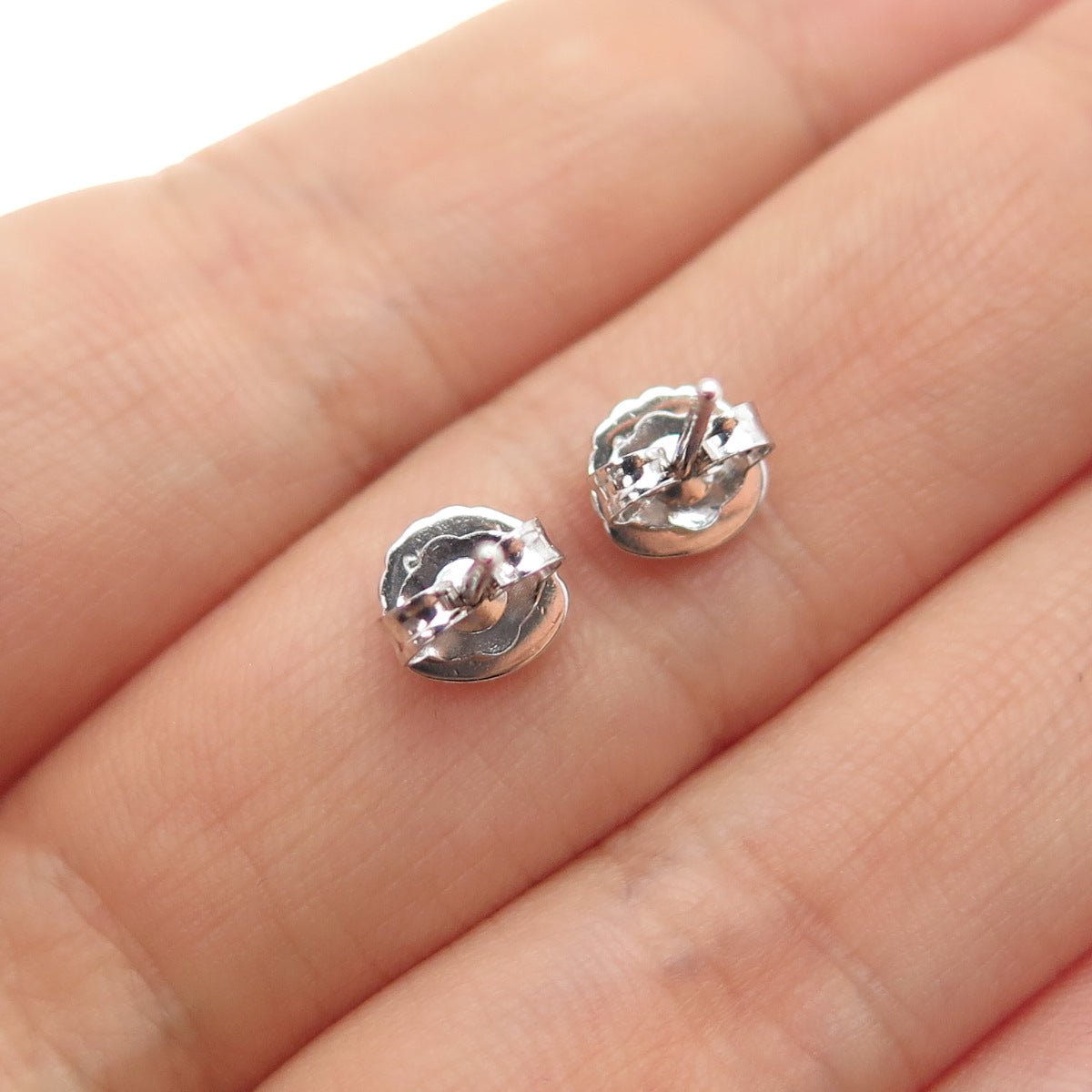 925 Sterling Silver Seashell Stud Earrings