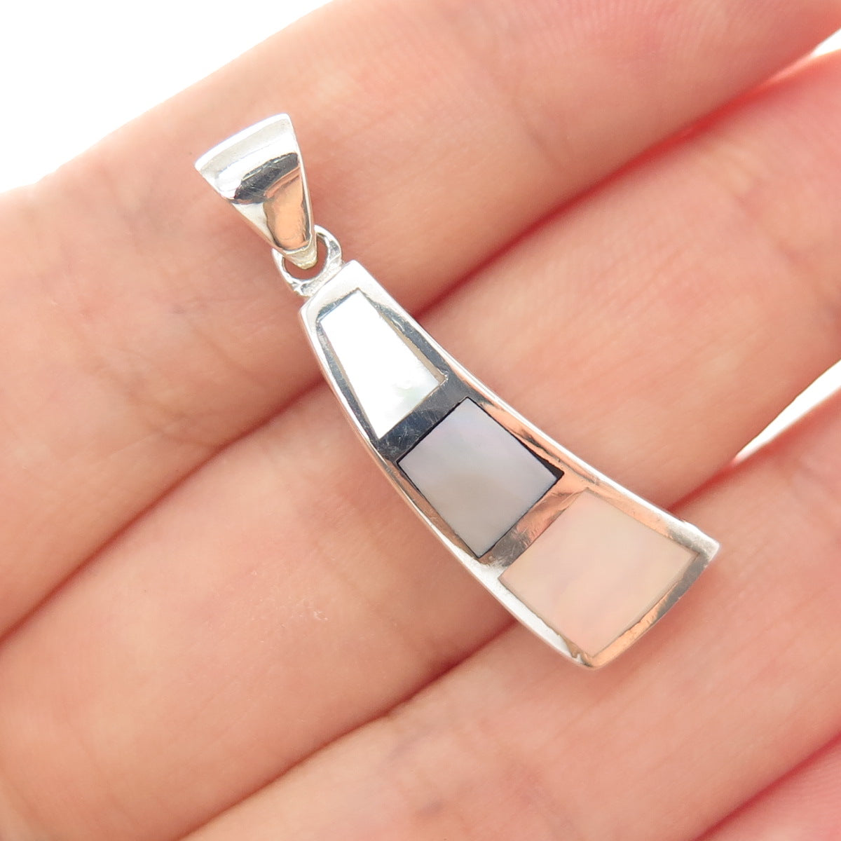 925 Sterling Silver Vintage Real MOP Modernist Charm Pendant
