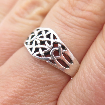 925 Sterling Silver Vintage Celtic Knot Ring Size 7.25