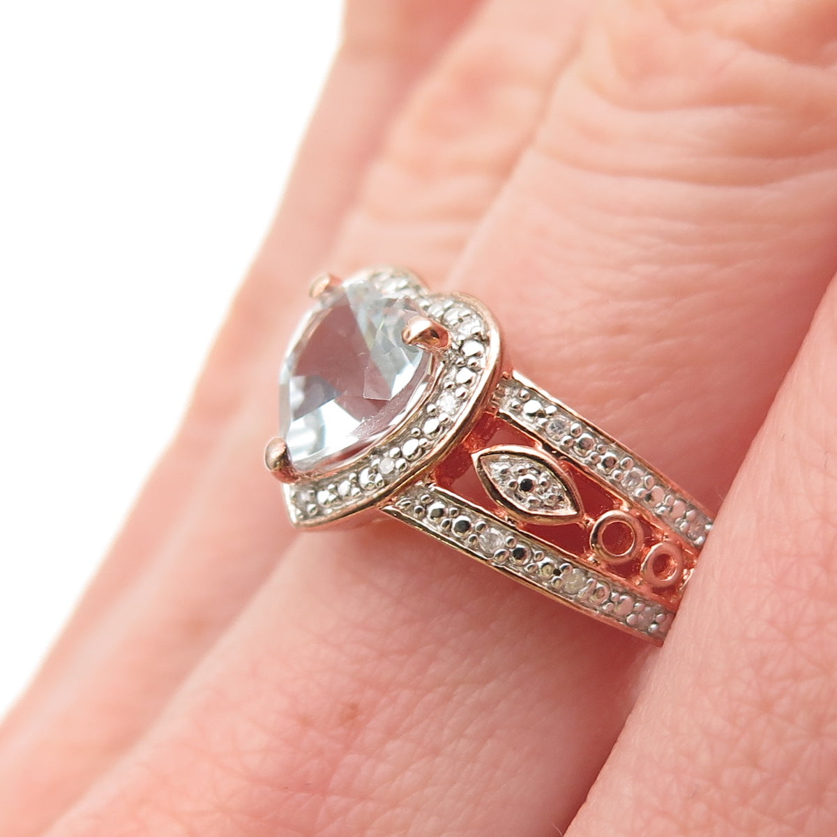 925 Sterling Silver Rose Gold Plated Diamond & Blue Topaz Heart Ring Size 7.25