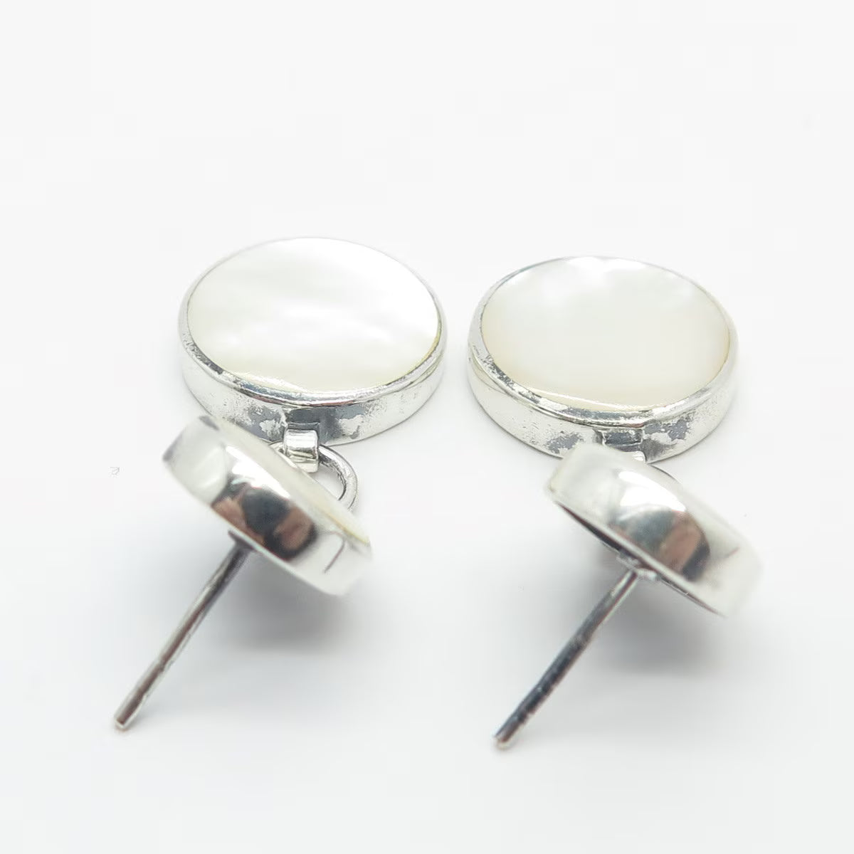 925 Sterling Silver Vintage Real Mother-Of-Pearl Round Dangling Earrings