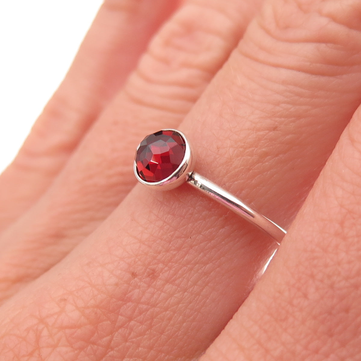 Pandora 925 Sterling Silver Red Crystal January Birthstone Ring Size 6