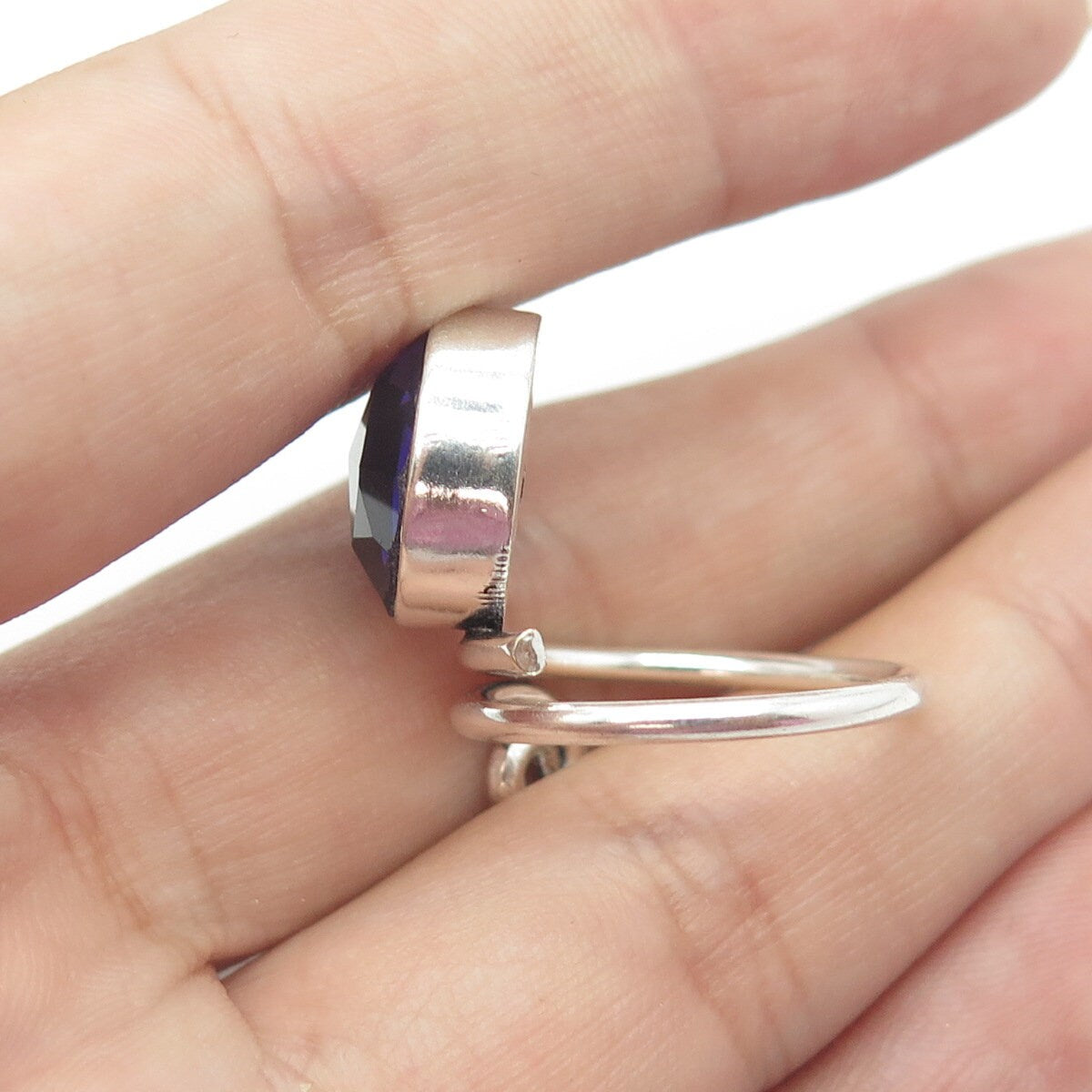 925 Sterling Silver Vintage Real Round-Cut Amethyst Gem Spiral Ring Size 6.75