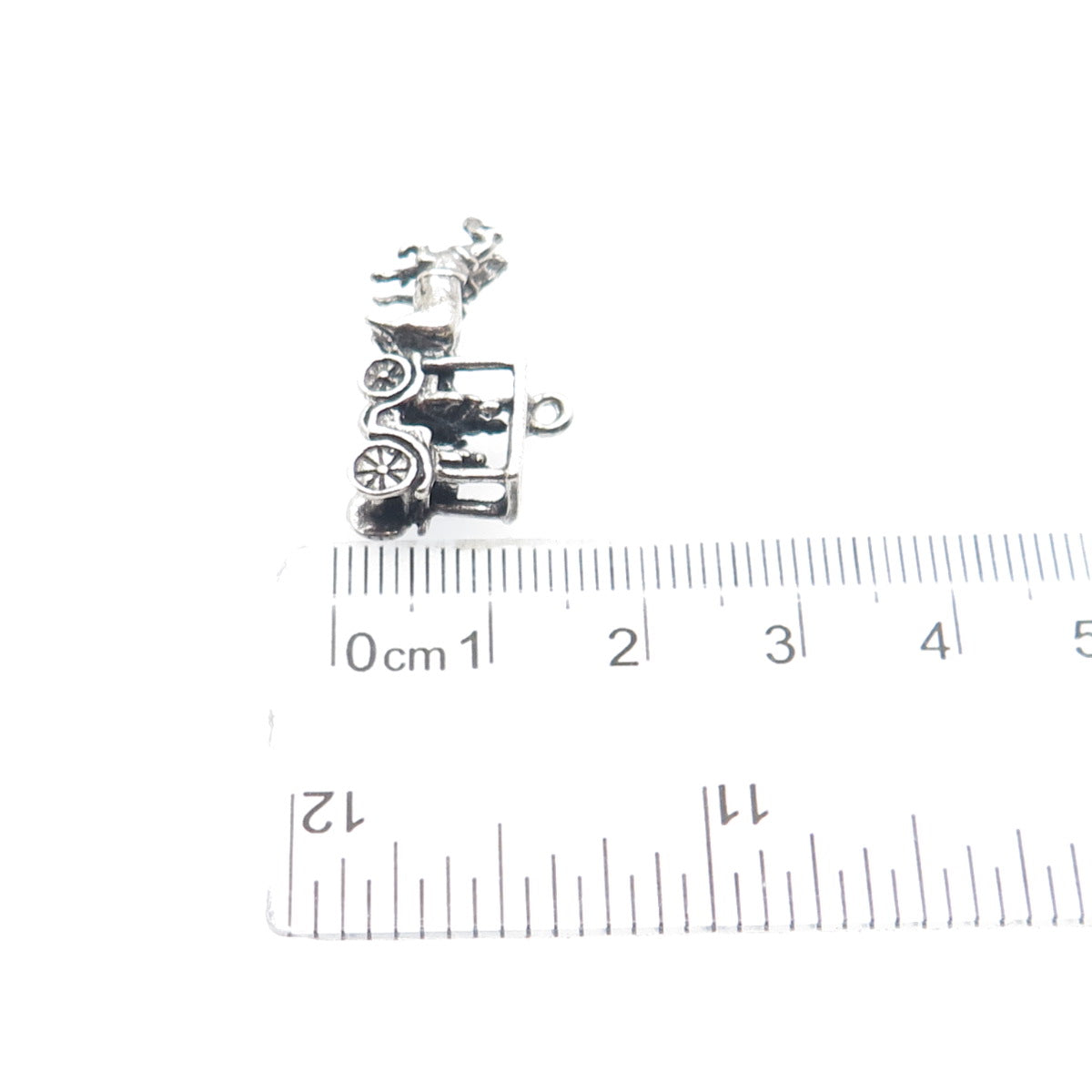 MAISELS INDIAN TRADING 925 Sterling Silver Vintage Carriage 3D Charm Pendant