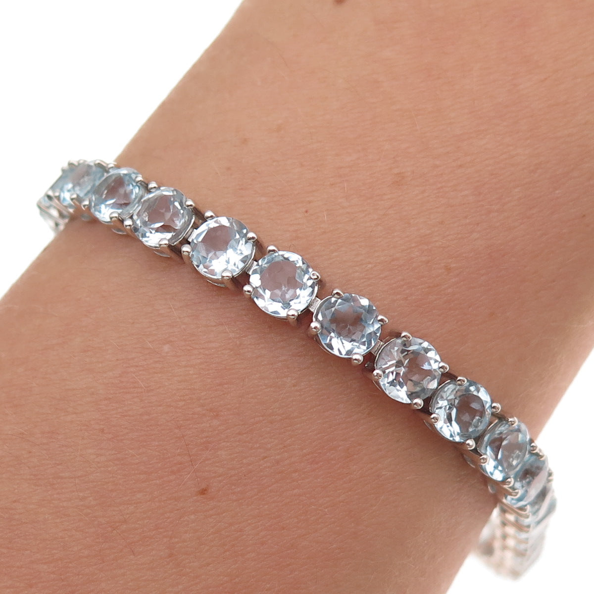 Han 925 Sterling Silver Real Round-Cut Blue Topaz Bracelet 7"