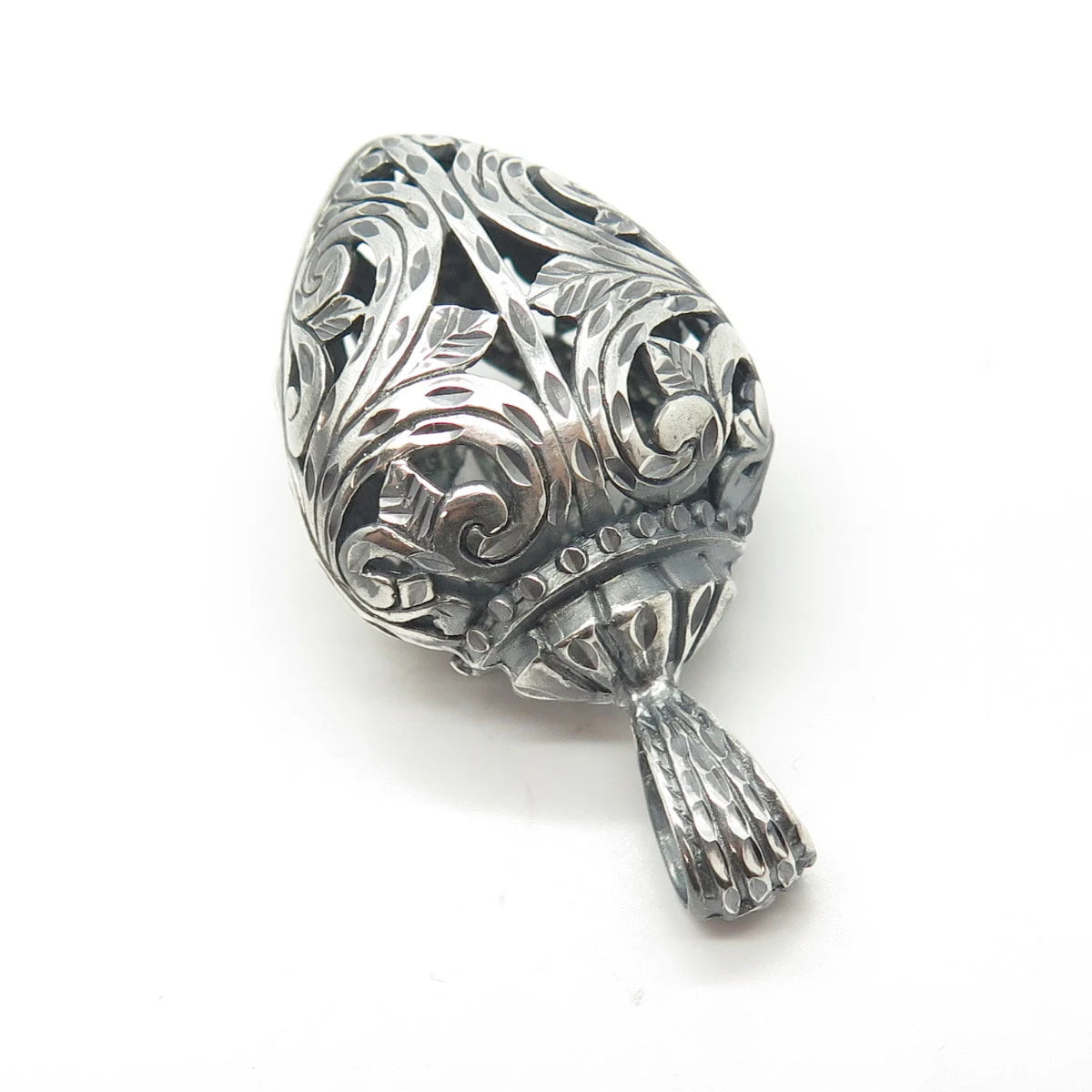 925 Sterling Silver Vintage Ornate 3D Pendant