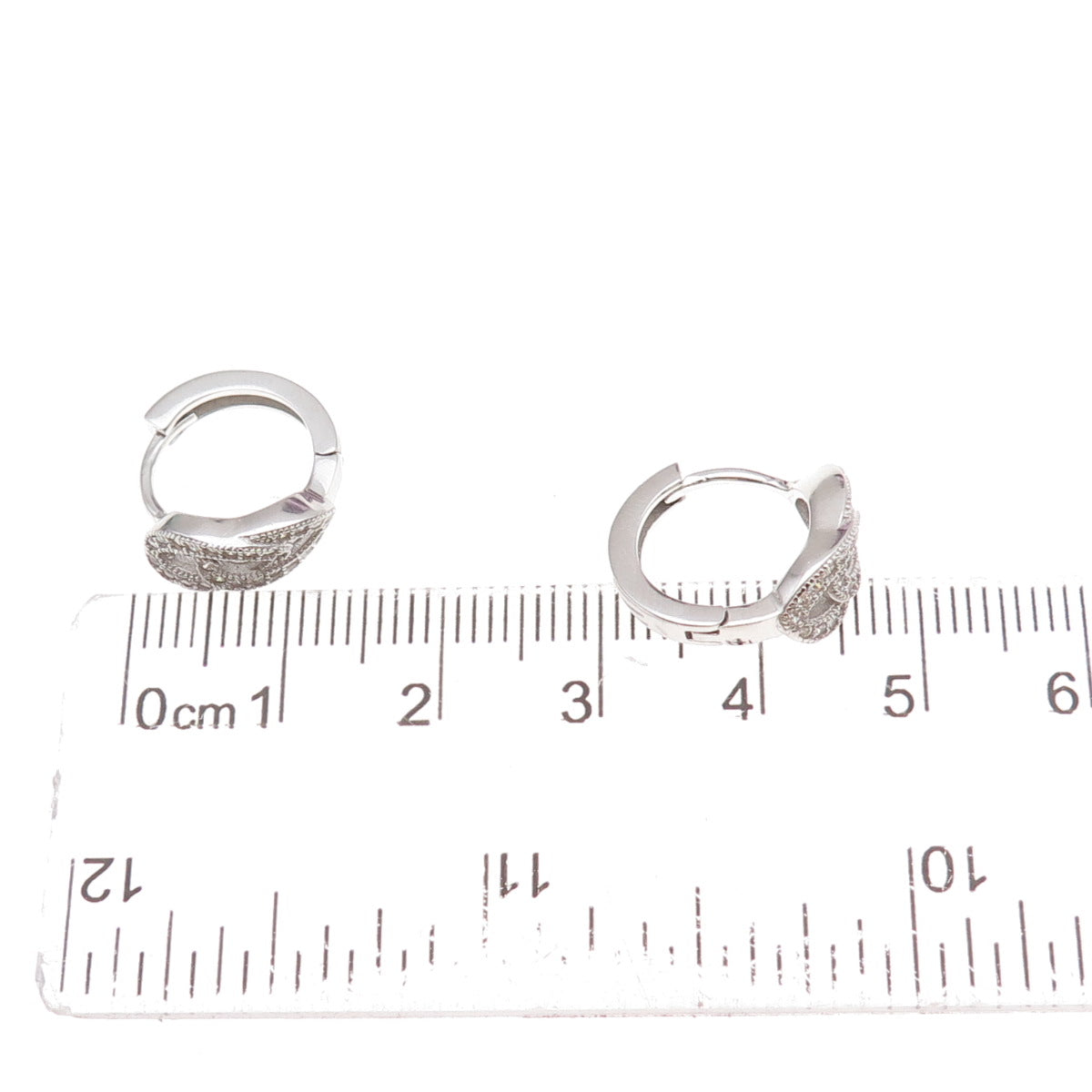 925 Sterling Silver Round-Cut C Z Interlocked Hoop Earrings