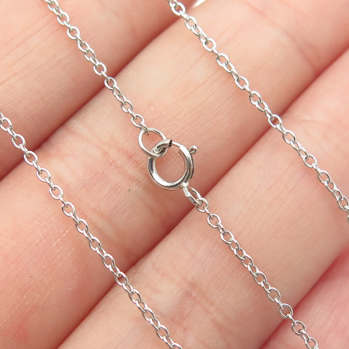 925 Sterling Silver Round-Cut C Z Claw Cable Chain Necklace 18-20"