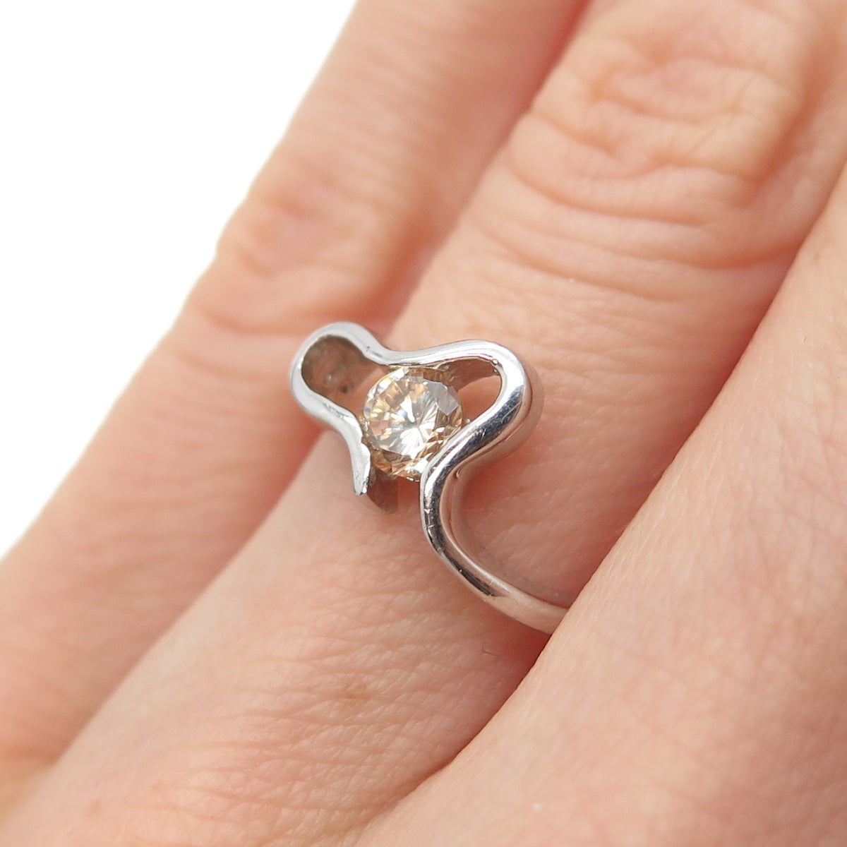 925 Sterling Silver Round-Cut Champagne C Z Modernist Heart Ring Size 6