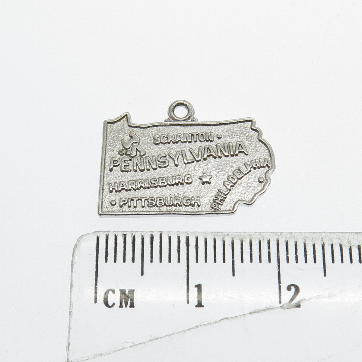 WELLS 925 Sterling Silver Vintage "Pennsylvania" State Map Pendant