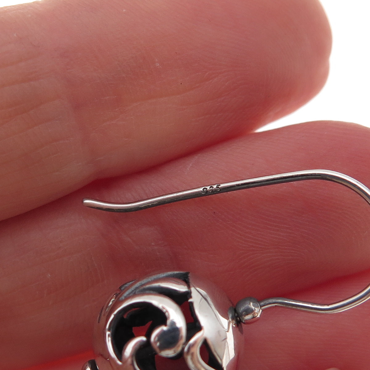 Silpada 925 Sterling Silver Vintage Simple Delight Ball Earrings