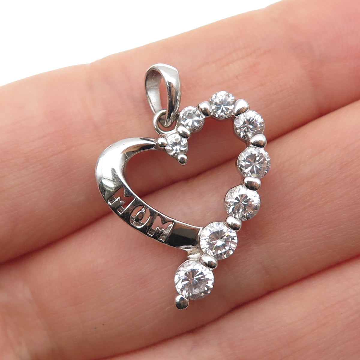 925 Sterling Silver Graduated Round-Cut C Z Mom Heart Charm Pendant