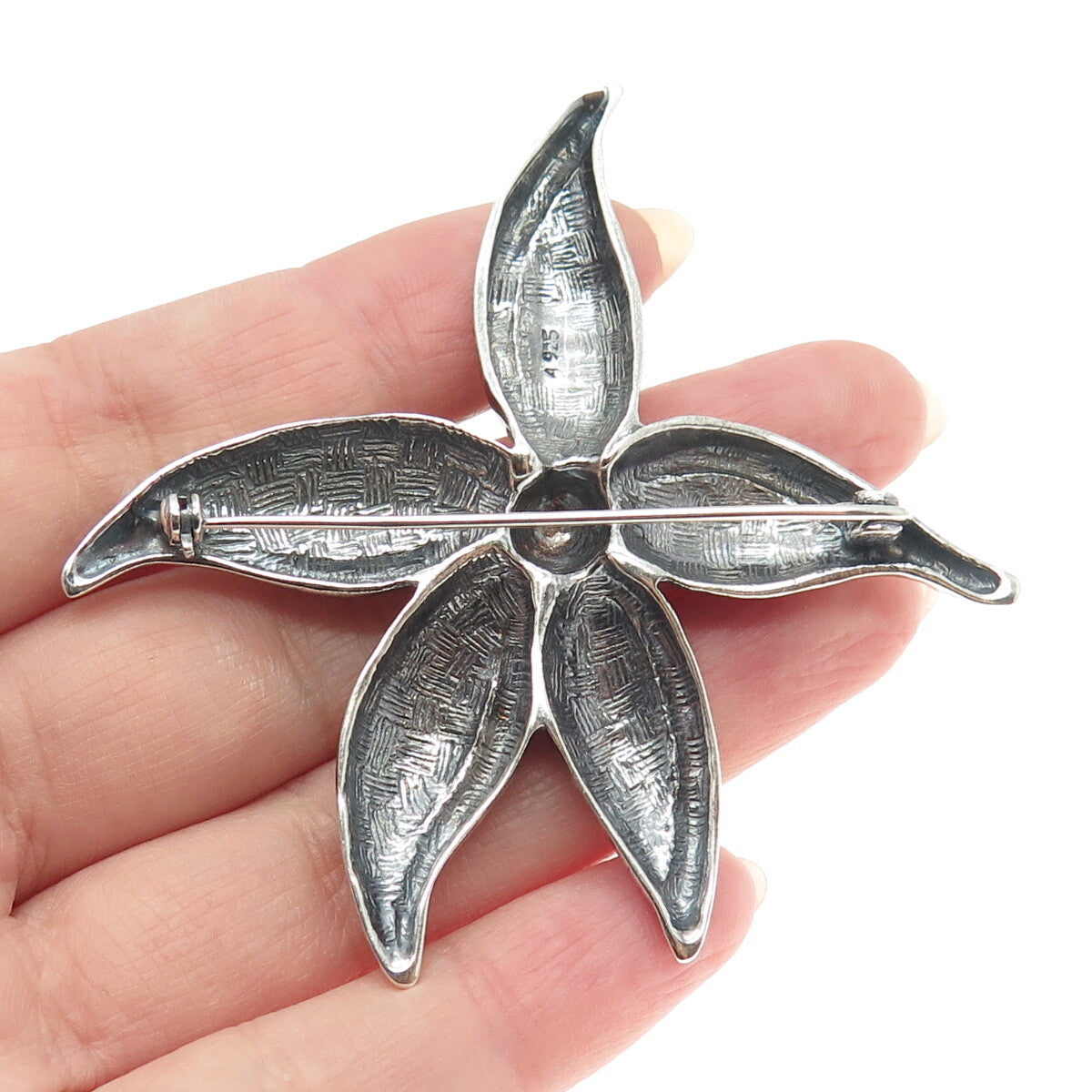 925 Sterling Silver Vintage Flower Oxidized Pin Brooch