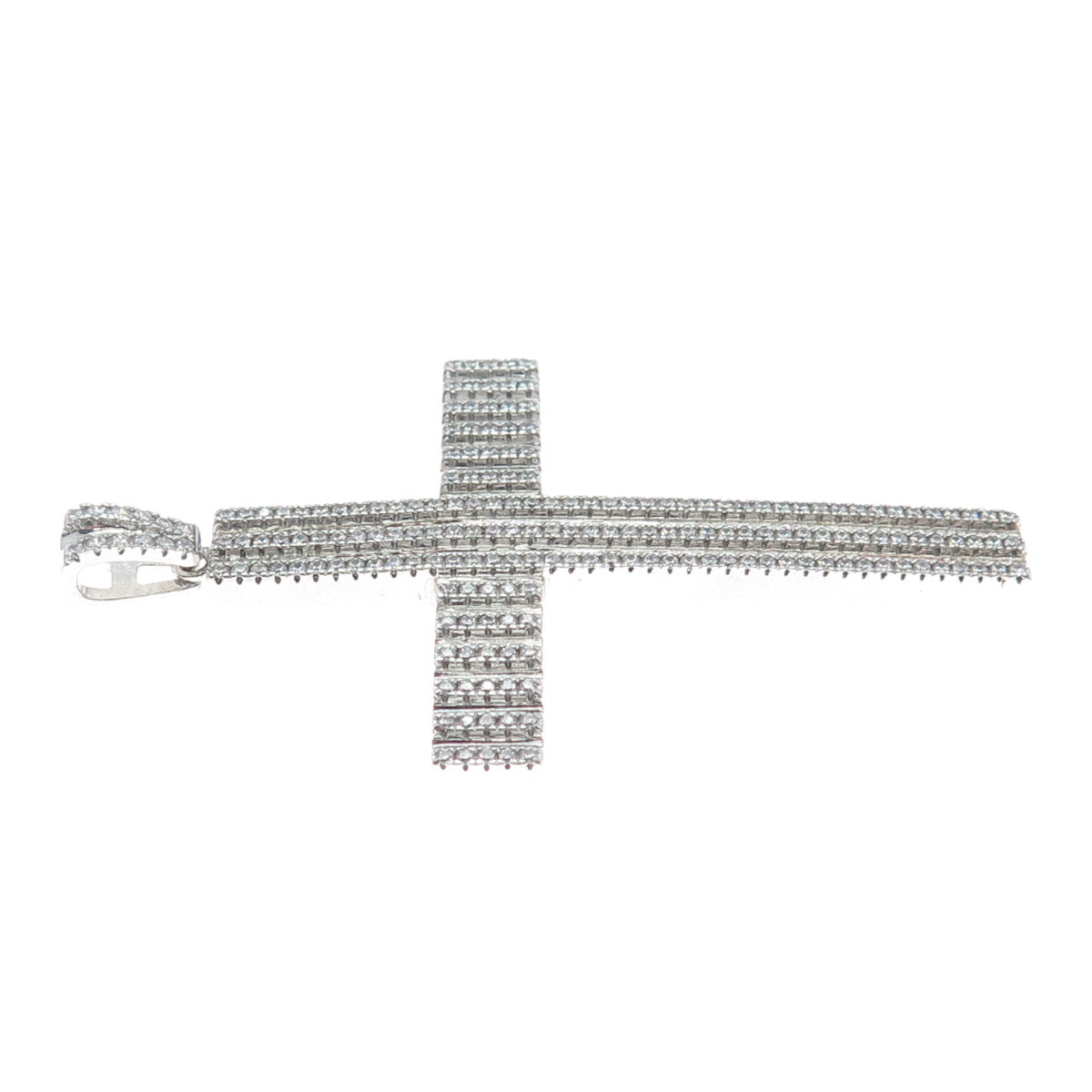 DESIGNS BY YAGI 925 Sterling Silver Round-Cut Shaped C Z Cross Sparkle Pendant